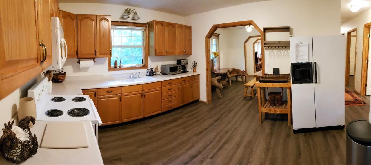 Ridge Retreat At Hearthstone Cabins And Camping - Pet Friendly Helen Exterior foto